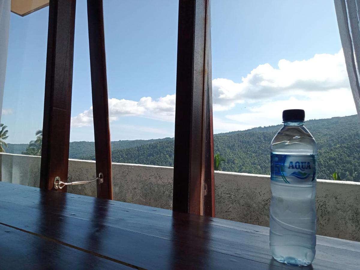Aris Homestay And Warung Made มุนดุก ภายนอก รูปภาพ