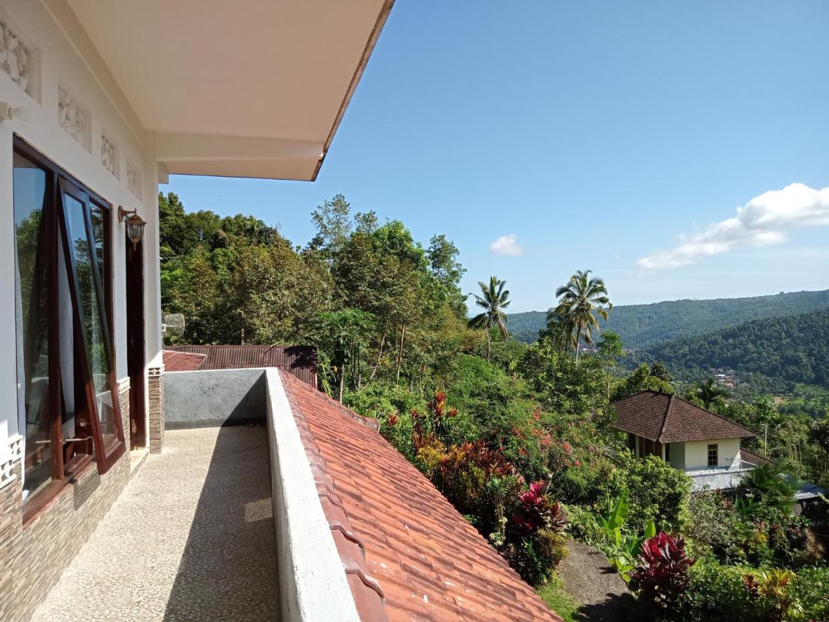 Aris Homestay And Warung Made มุนดุก ภายนอก รูปภาพ