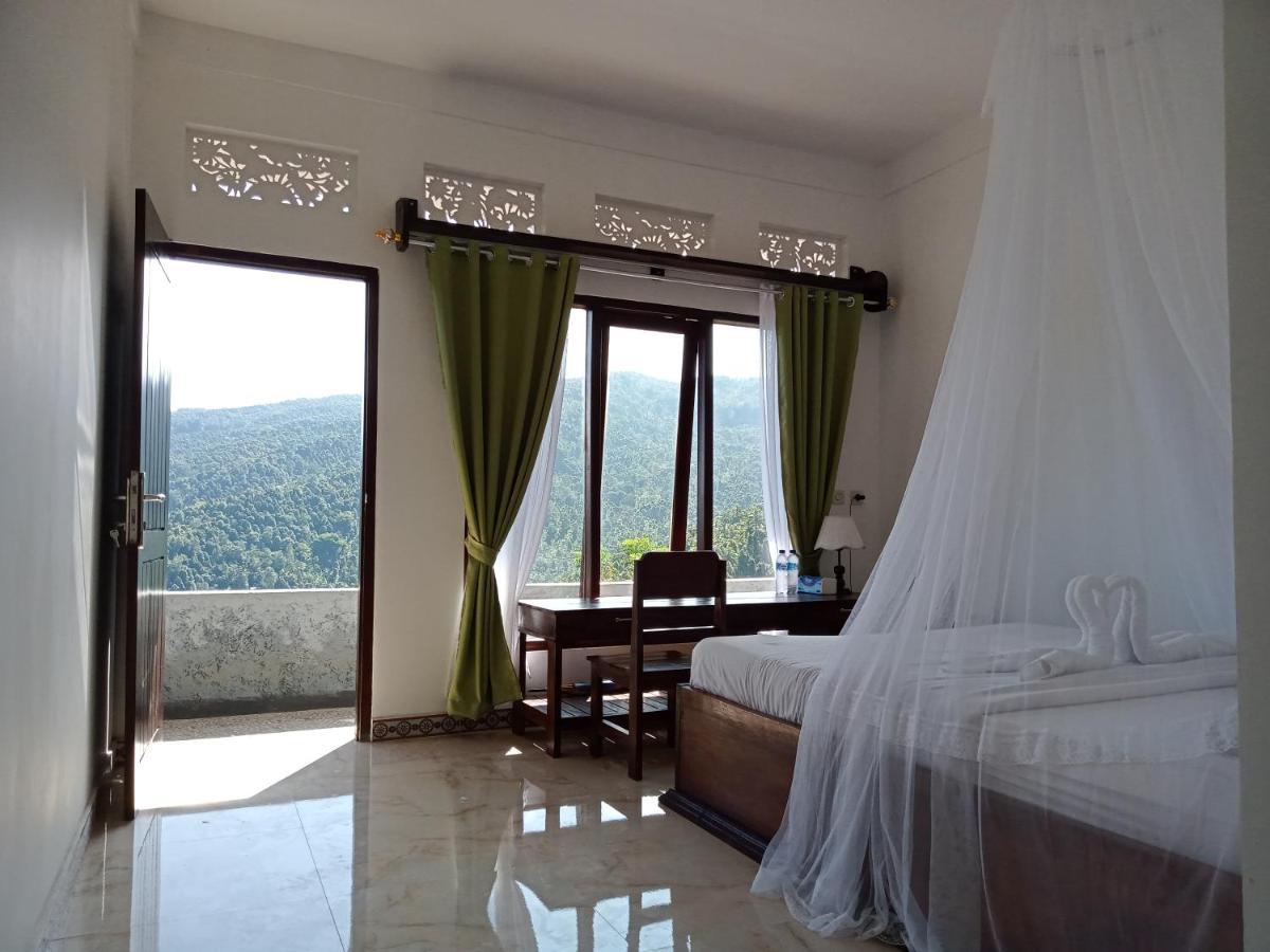Aris Homestay And Warung Made มุนดุก ภายนอก รูปภาพ